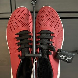 Crocs Men’s LiteRide Red & White shoes - Brand New With Tags, Never Worn.
